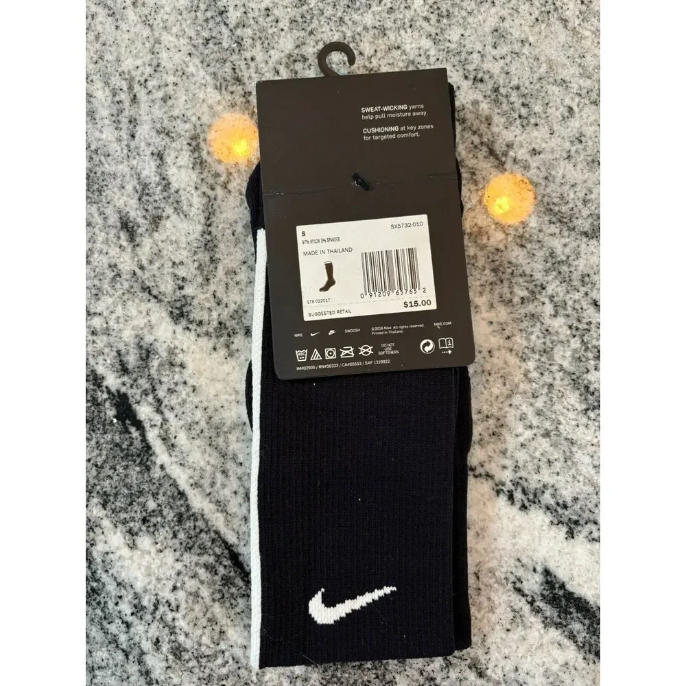 Nike‎ Vapor Dri-Fit Football Over the Calf Black Socks Women 4-6 Youth 3-5